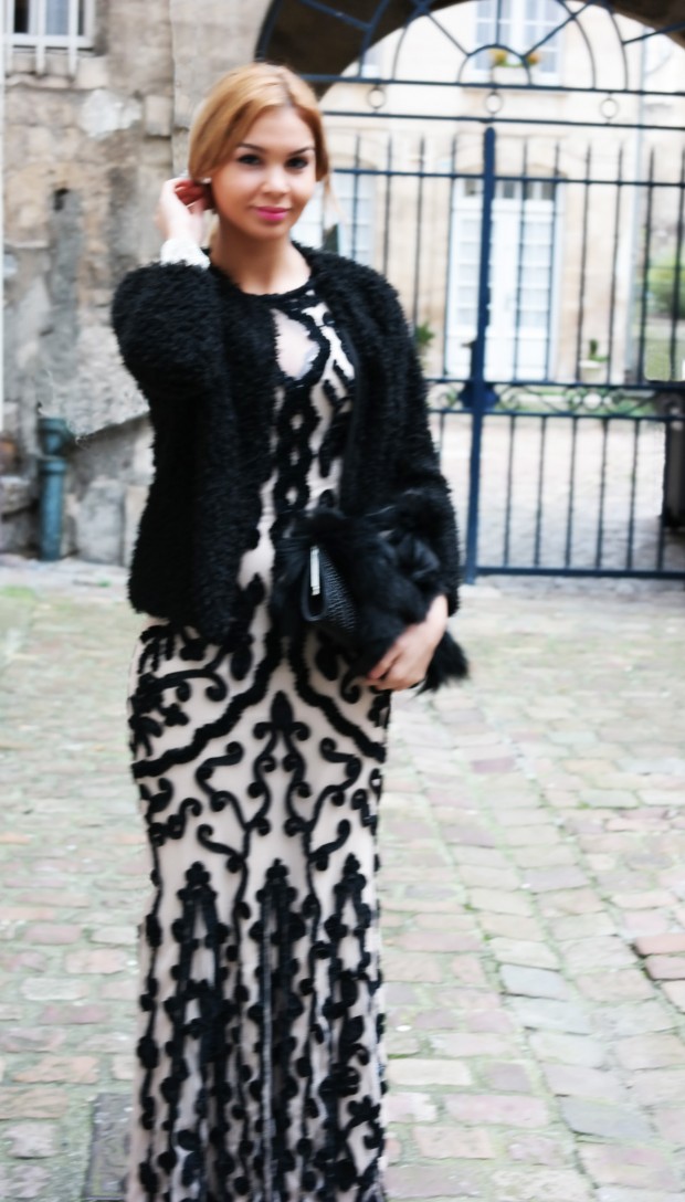 ROBE-MOTIF-NOIR-FACE
