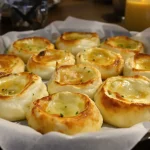 Je les prépare en 10 minutes pour toute la famille : mes galettes de pommes de terre crousti-dorées au four, légères et bien meilleures que des frites